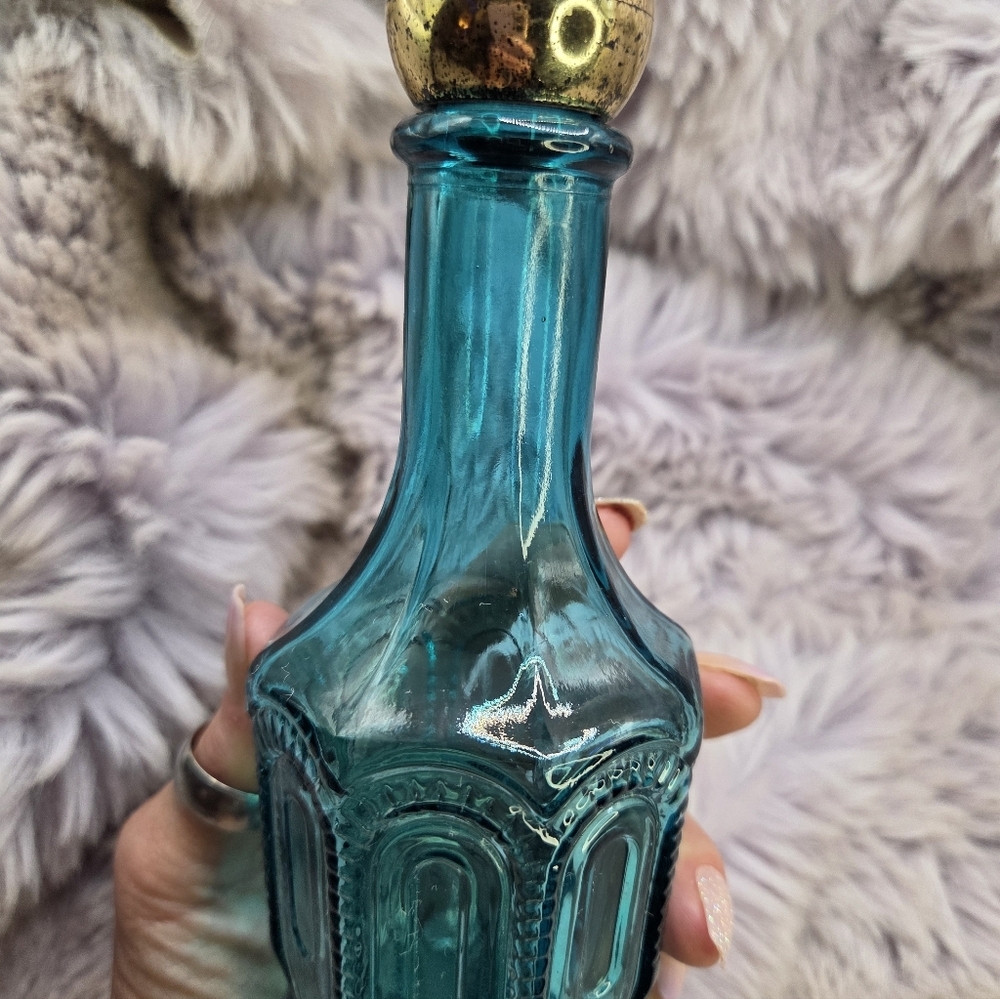 Avon Teal Glass Decanter Moon and Stars Collection - Picture 6 of 6